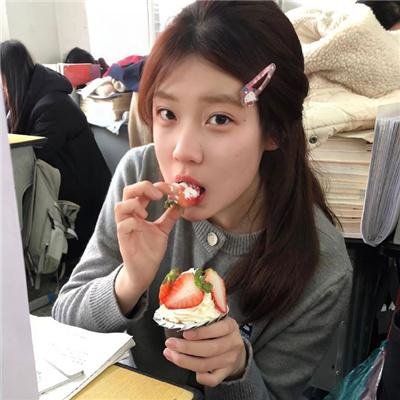 绿野嬉春